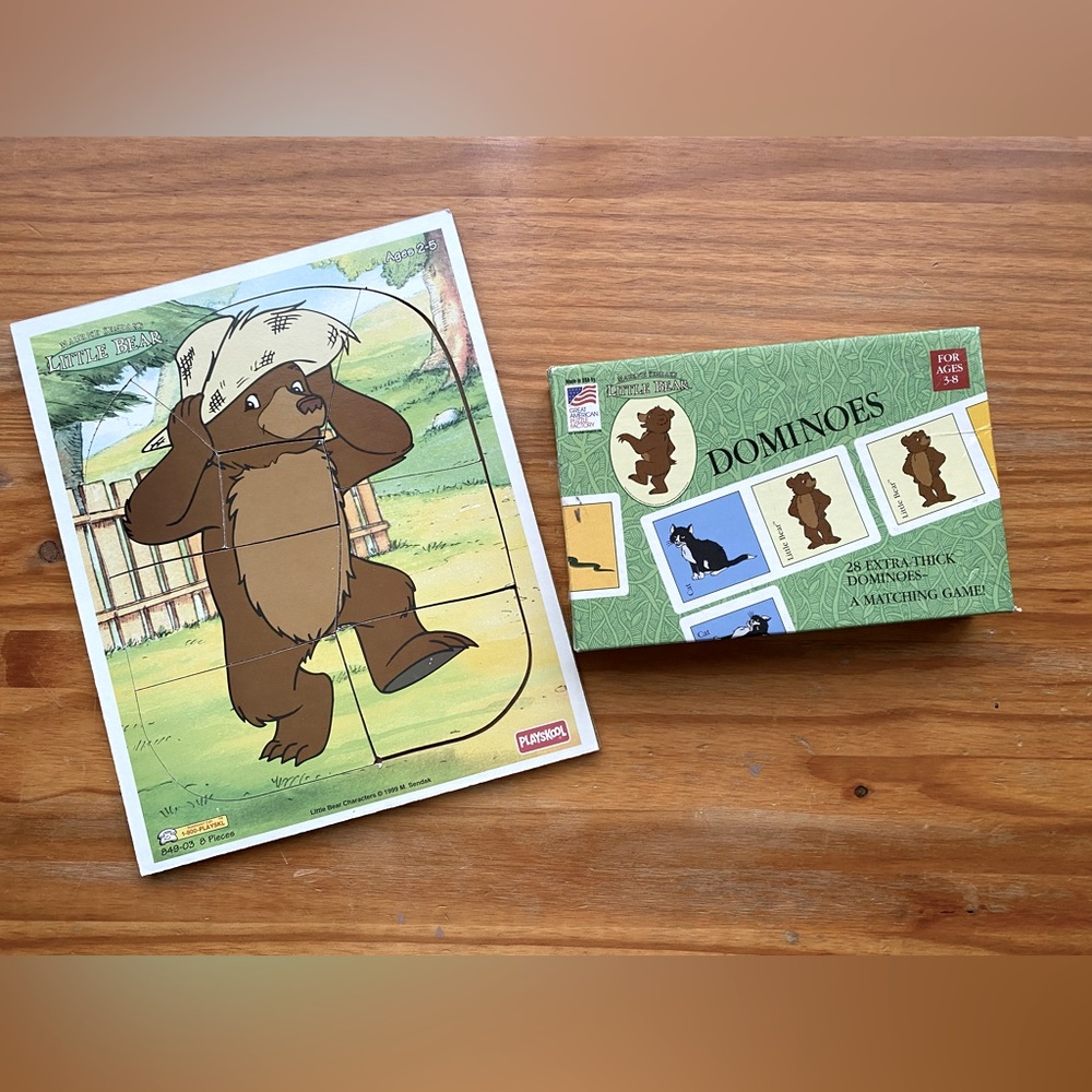 Little bear puzzle and dominoes game